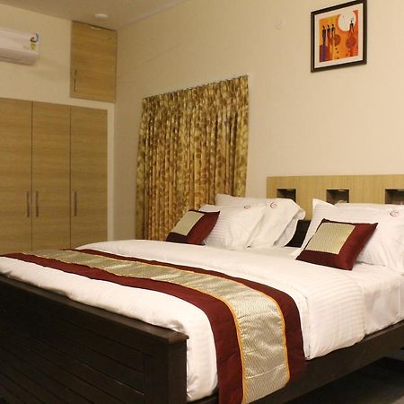 The Lavish Moon Hotel เยอร์โคด ภายนอก รูปภาพ